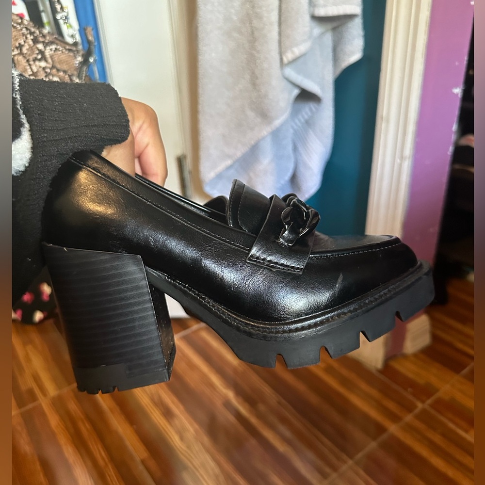 Black Heeled Loafers with black chain